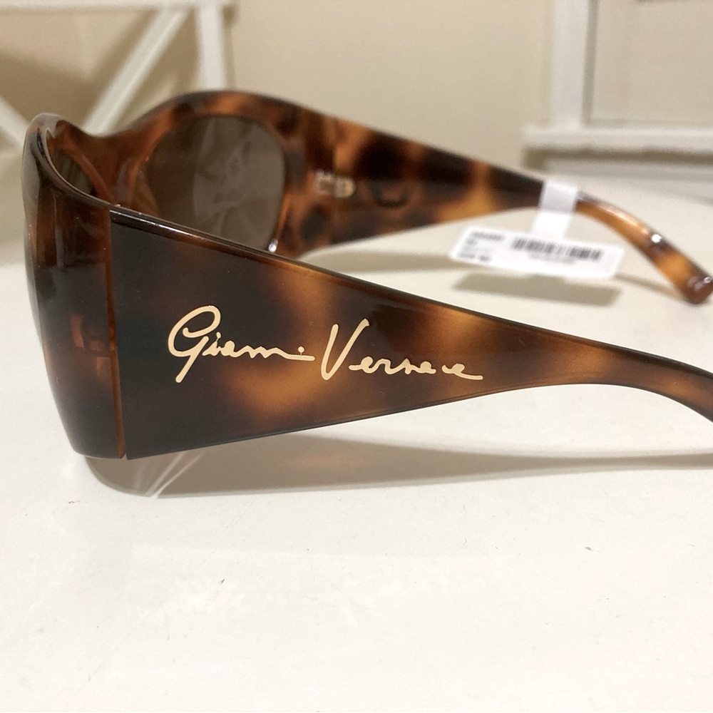 Versace signature sunglasses